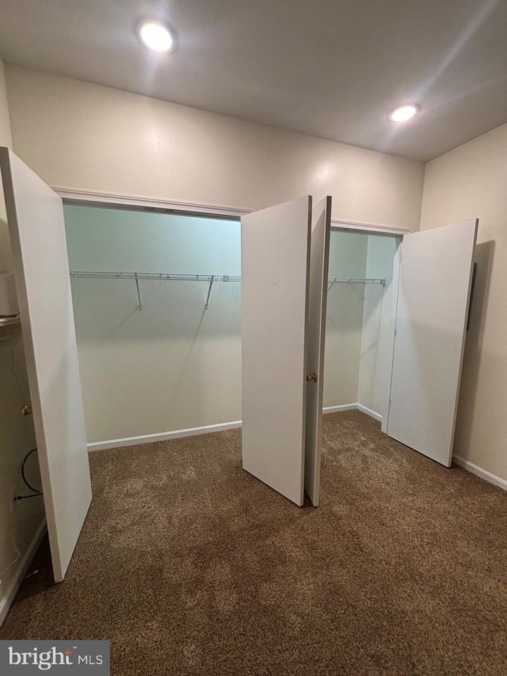 316 Bridge St #D - Photo 7 of 16