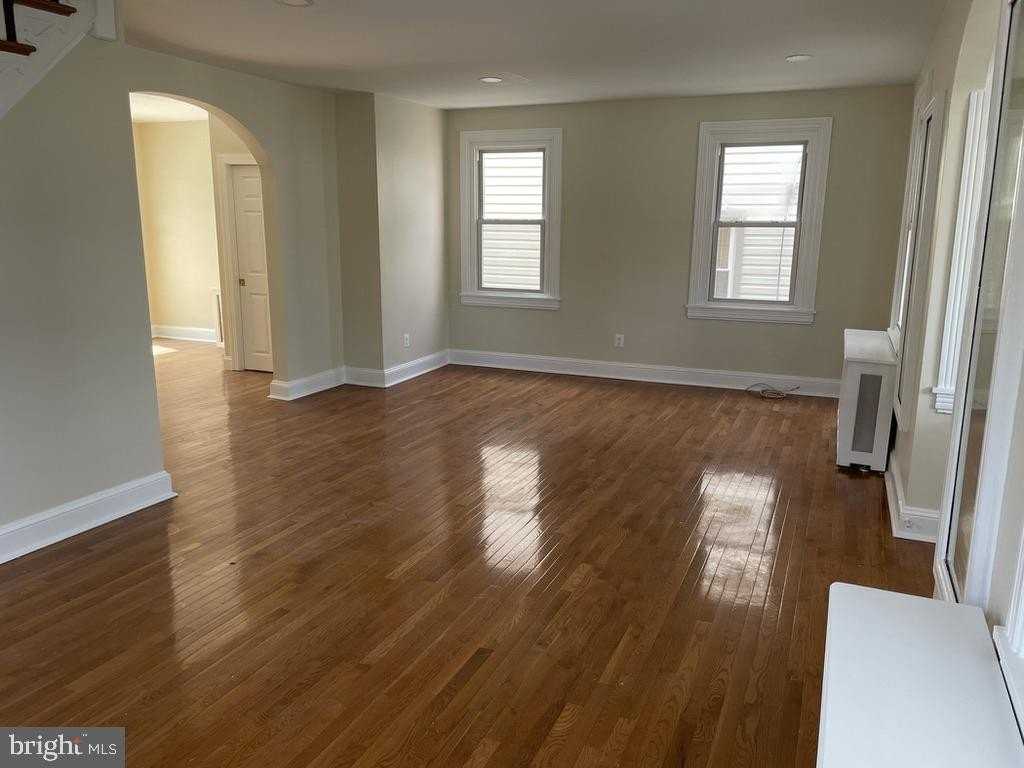 201 Simpson Rd - Photo 6 of 43