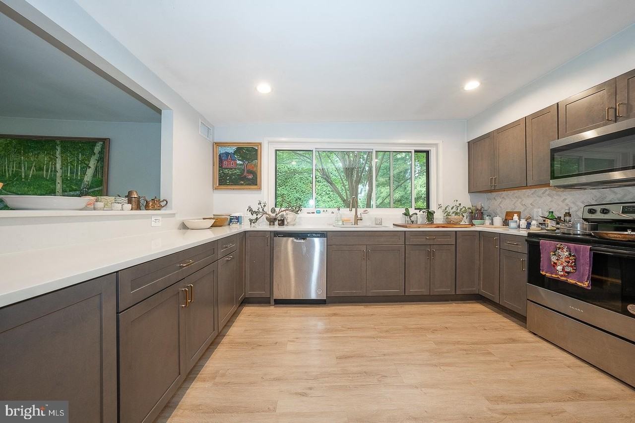 701 Mount Pleasant Rd - Photo 6 of 50