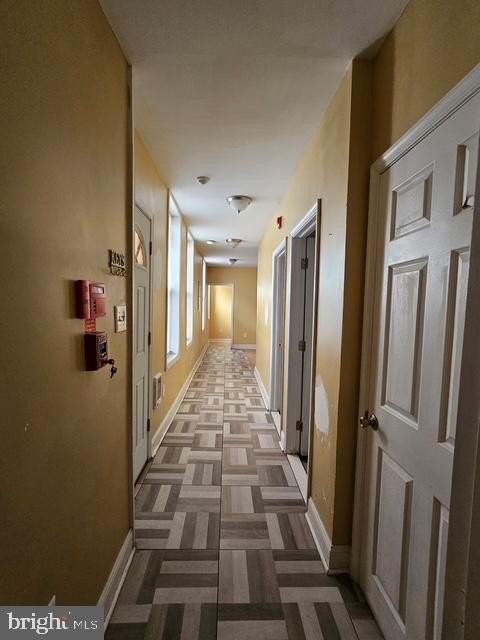 240 W Glenwood Ave #1stFL - Photo 7 of 7