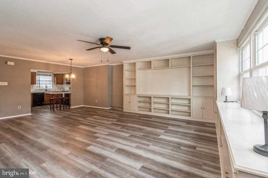 6738 Emlen St #4 - Photo 5 of 24