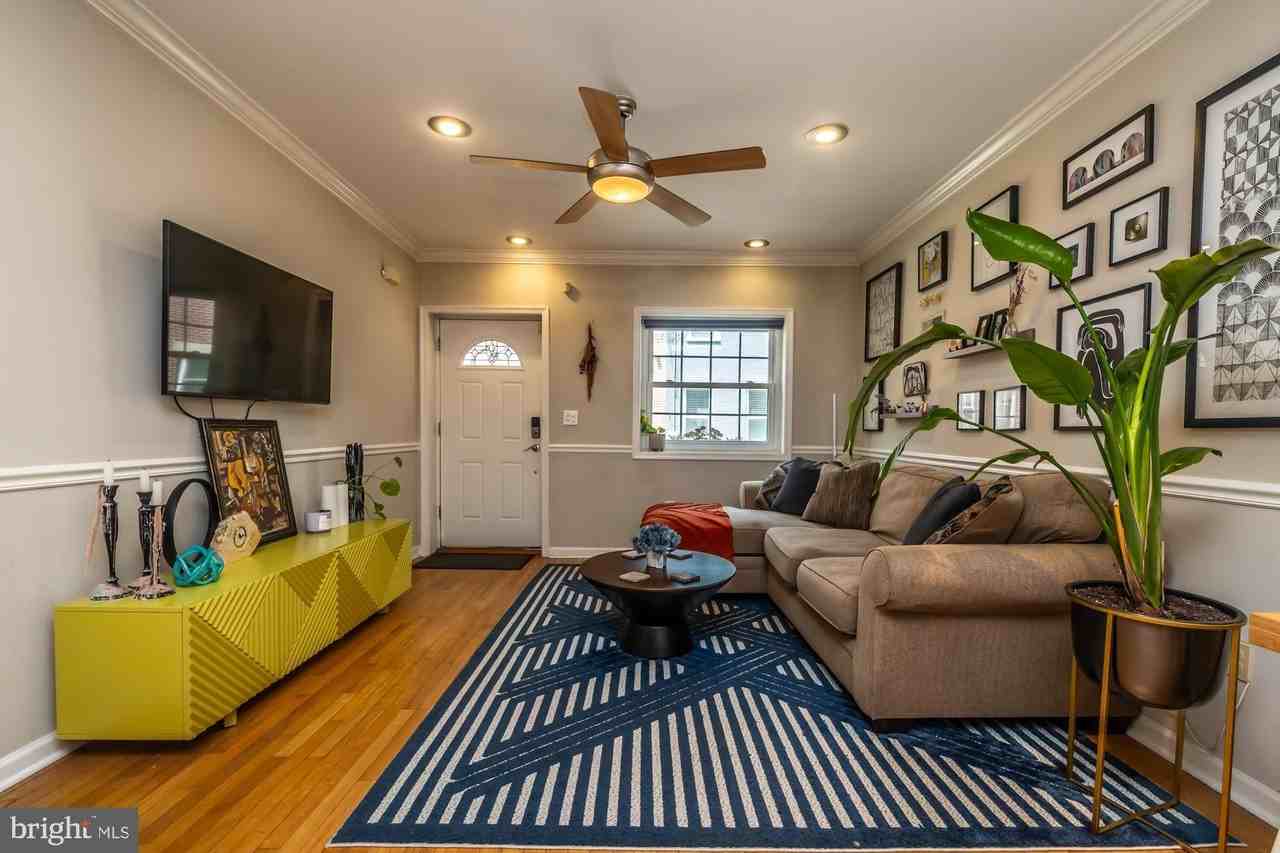 1530 Manton St - Photo 6 of 38
