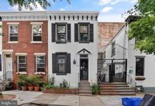 2528 Waverly St - Photo 1 of 1