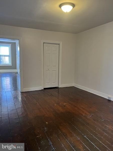 125 N Beaver St #1stFL - Photo 5 of 7