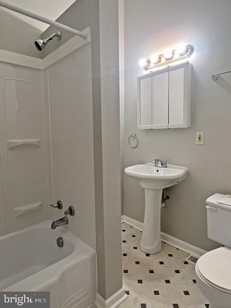 125 N Beaver St #1stFL - Photo 7 of 7