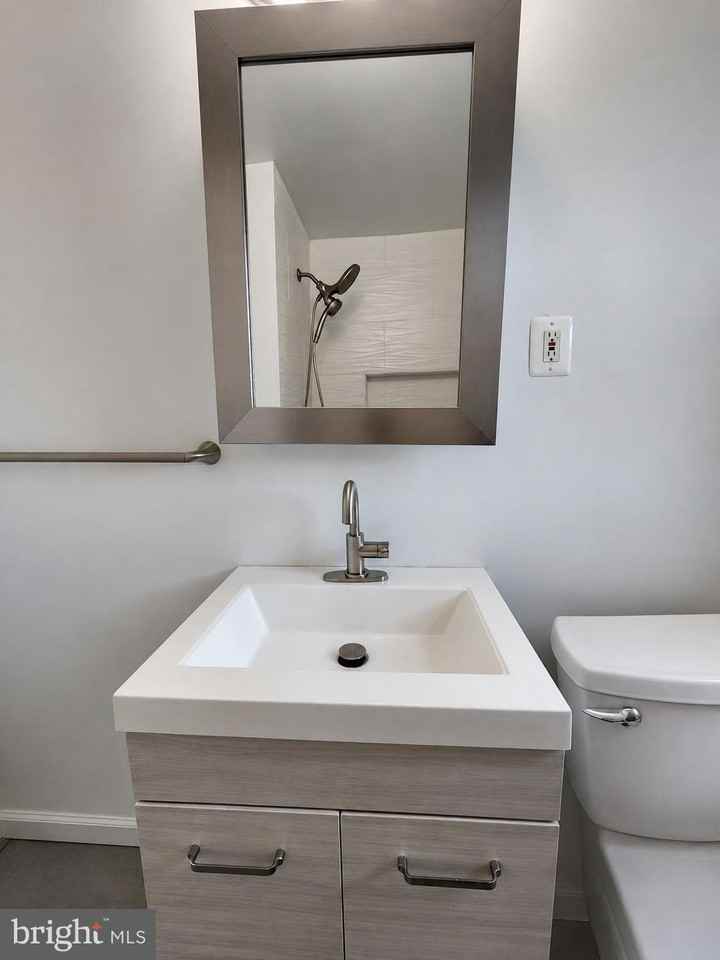 1227 N Utah St #3 - Photo 3 of 44