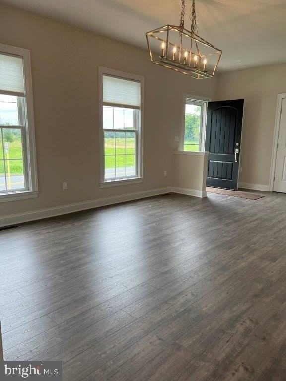 541 S Church St - Photo 6 of 21