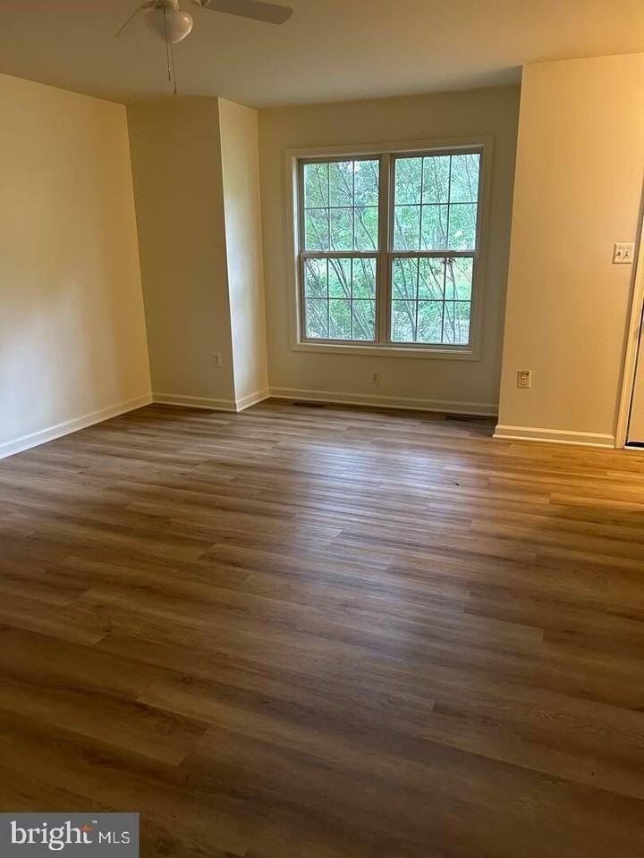 601 Meadowbrook Dr - Photo 4 of 16
