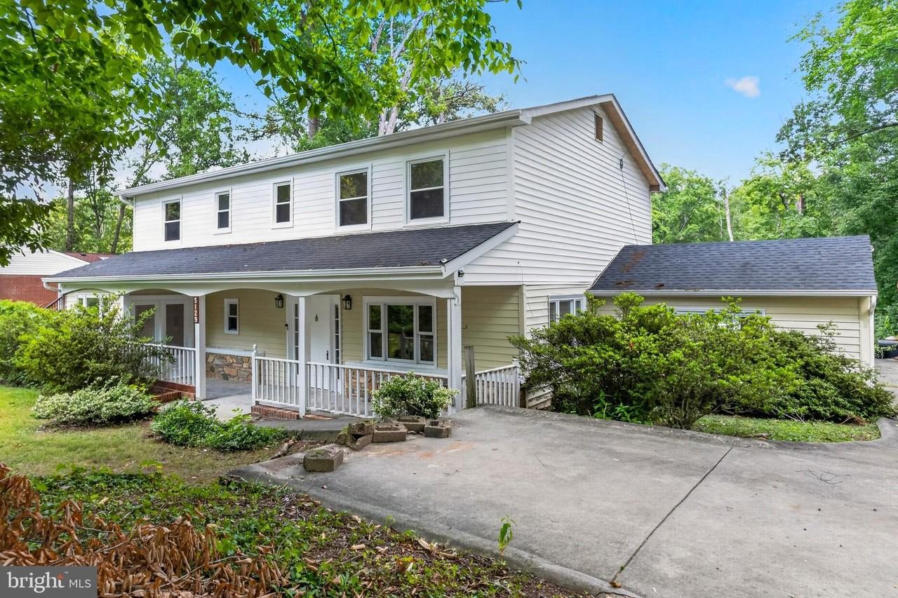 5129 Chowan Ave - Photo 4 of 50