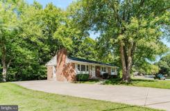 5683 Ravenel Ln - Photo 1 of 1