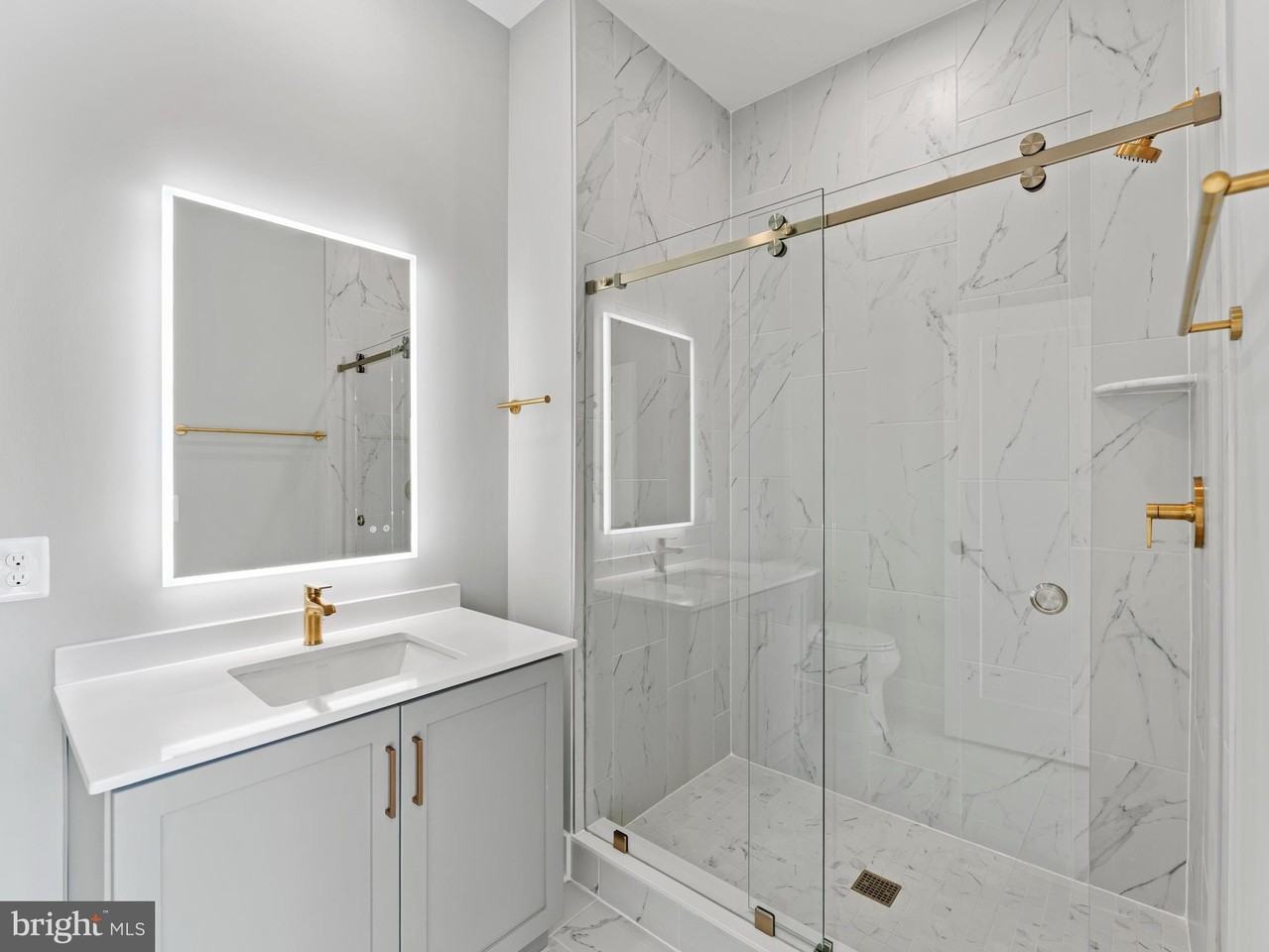 2015 Tysons Ridgeline Rd - Photo 6 of 33