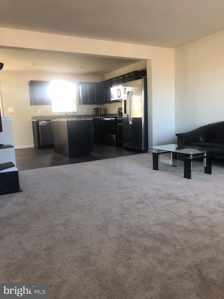 2896 Farzi Cir - Photo 5 of 17