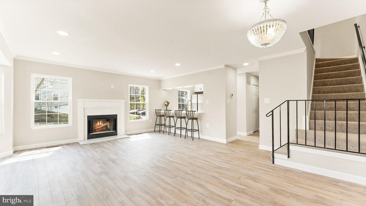 12168 Springwoods Dr - Photo 6 of 40