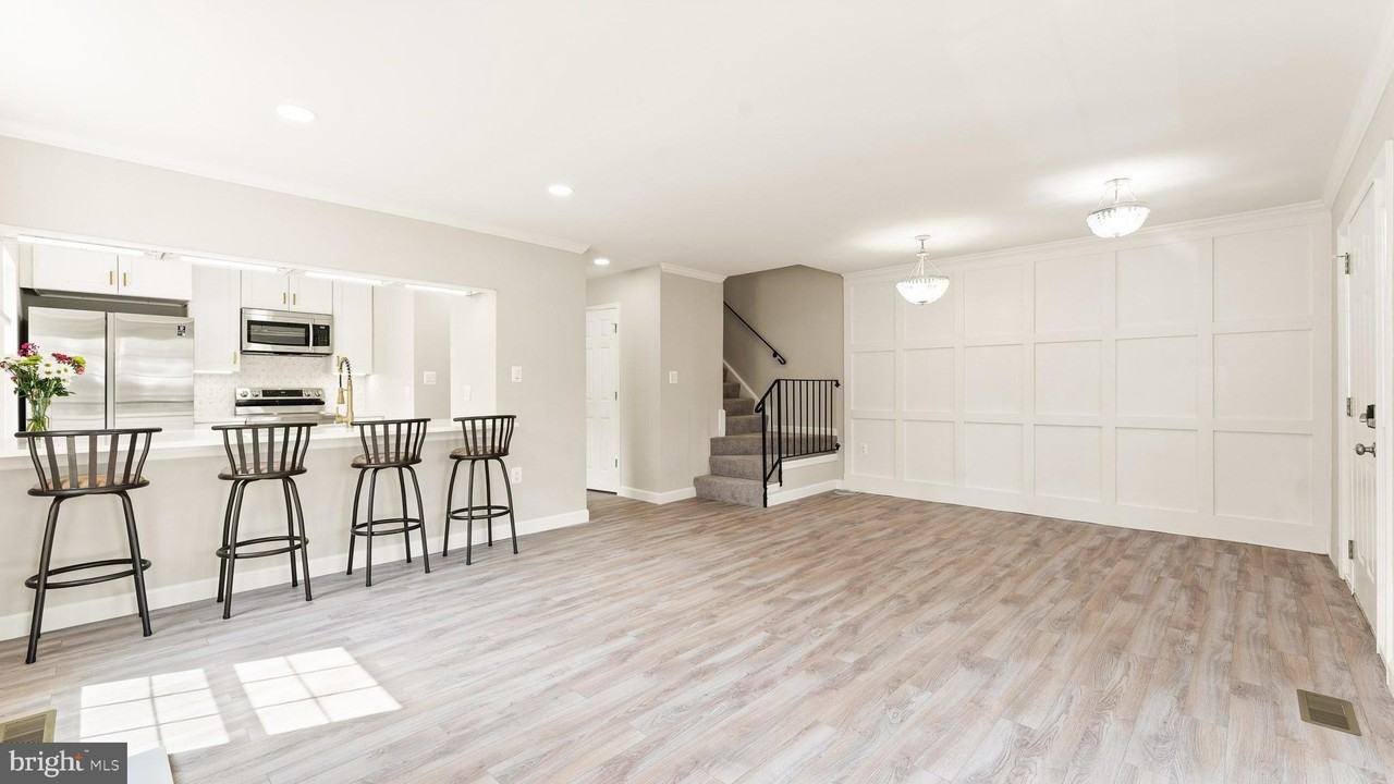 12168 Springwoods Dr - Photo 7 of 40