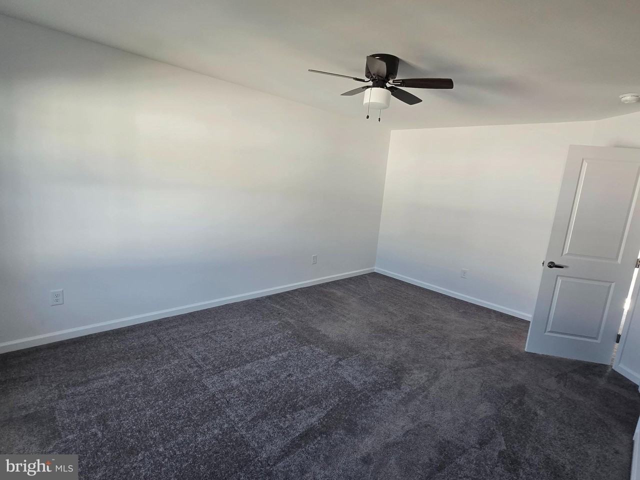 14 Snowdrop Ct - Photo 7 of 18