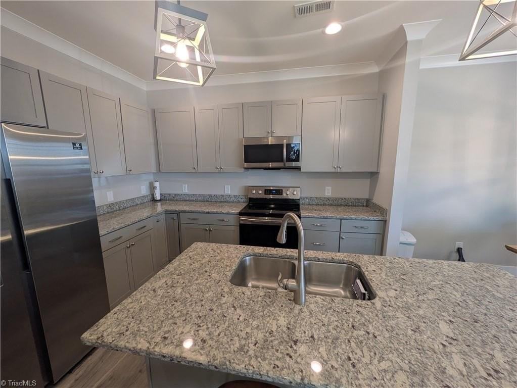 1445 Springvale Hill Dr - Photo 6 of 23