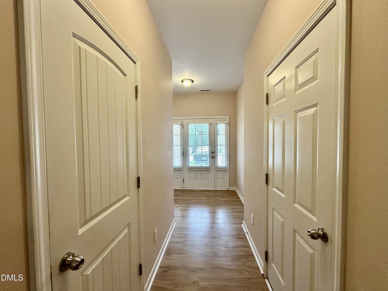 1415 Montonia St - Photo 4 of 25