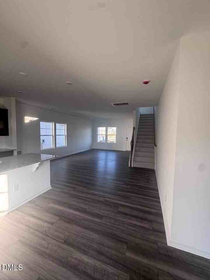 109 Napoleone St - Photo 7 of 50