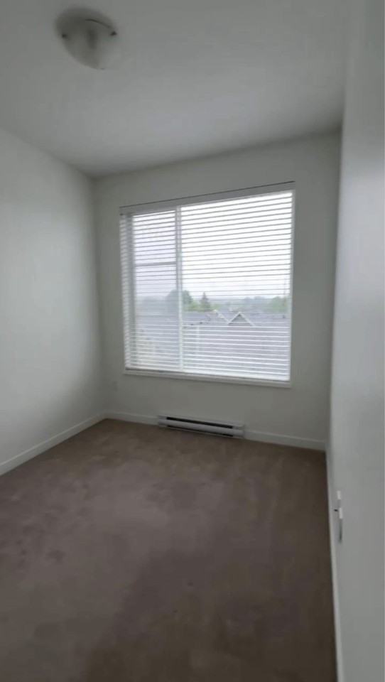 13623 81A Ave - Photo 4 of 20