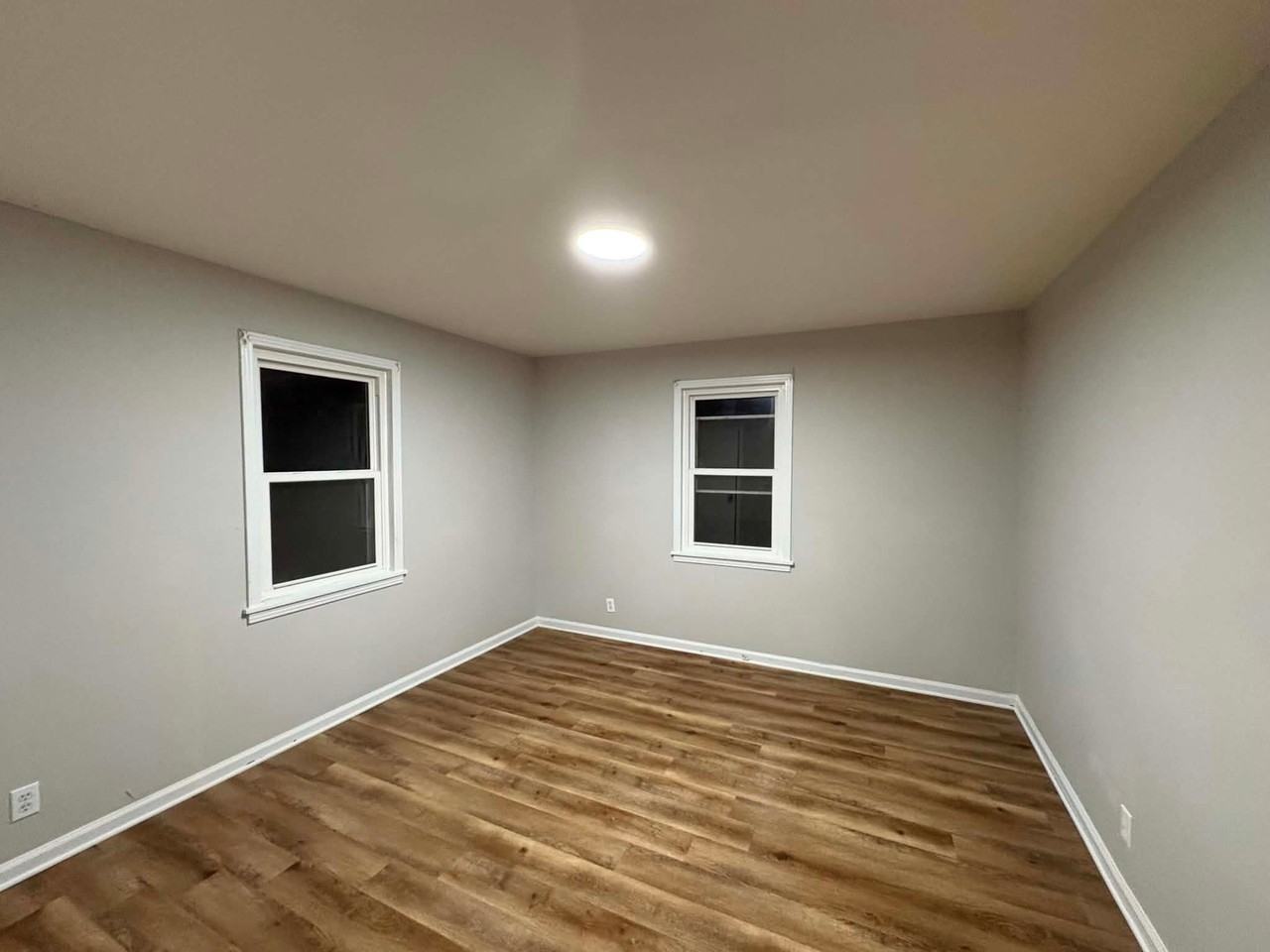 920N N Monroe Ave #1 - Photo 3 of 10