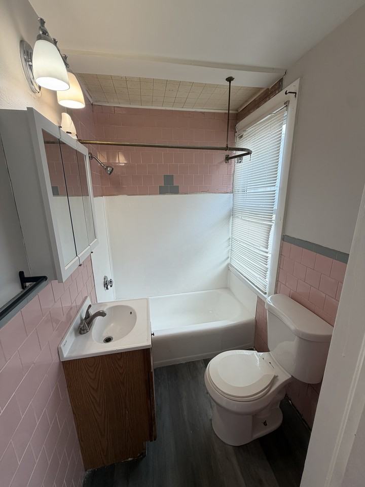 346 Sawyer St Apt 1n #1N - Photo 6 of 6