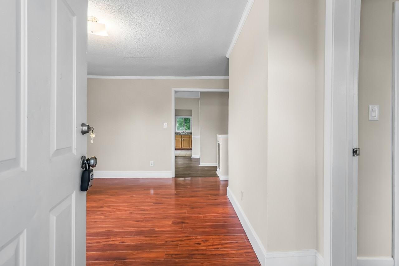 114 Emory St #1 - Photo 7 of 30