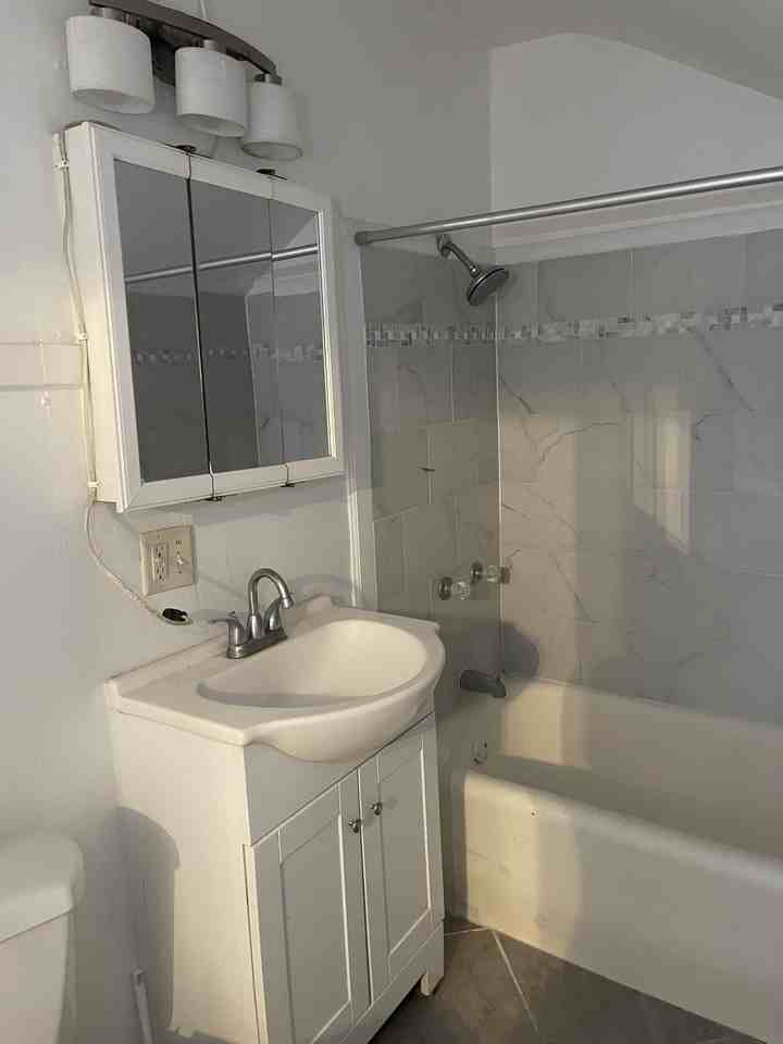 7819 Saint Charles Ave #I - Photo 7 of 10