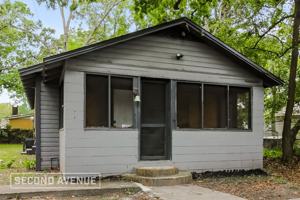 featured image of 1522 W 22nd St