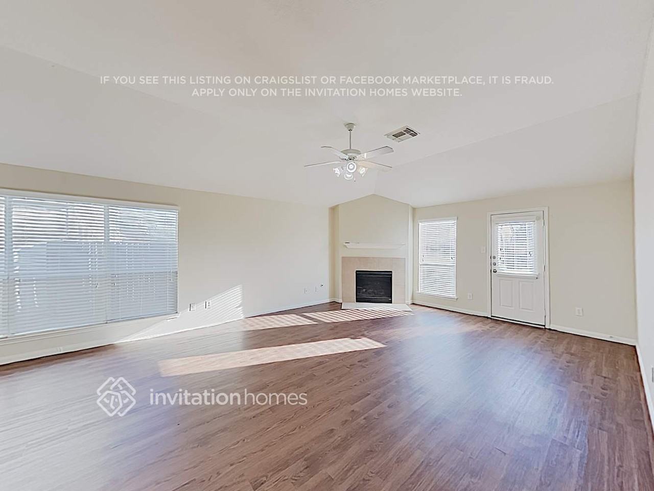 6002 Deep South Dr - Photo 3 of 12