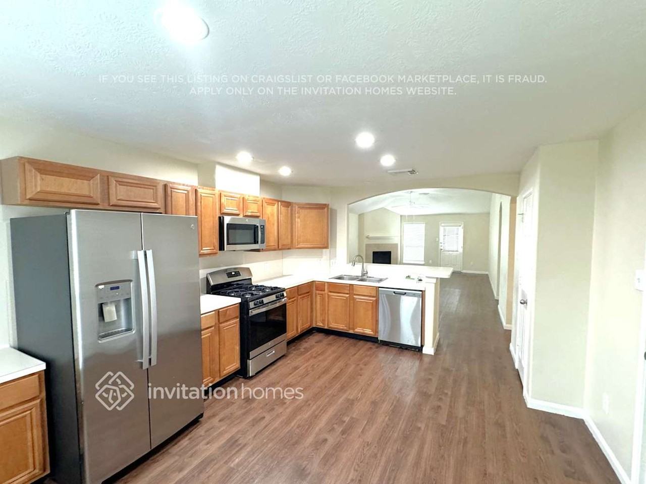 6002 Deep South Dr - Photo 5 of 12