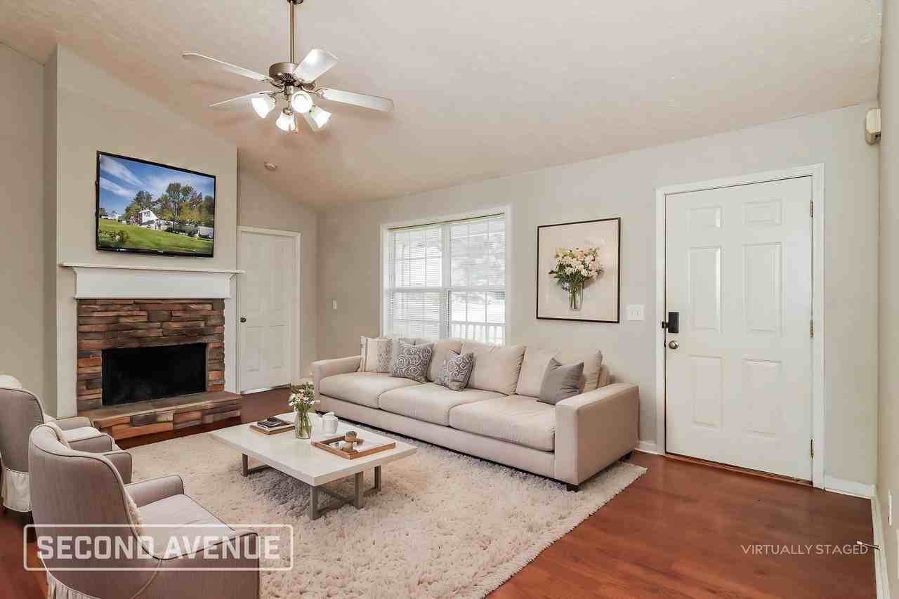 860 Courthouse Park Dr - Photo 2 of 28