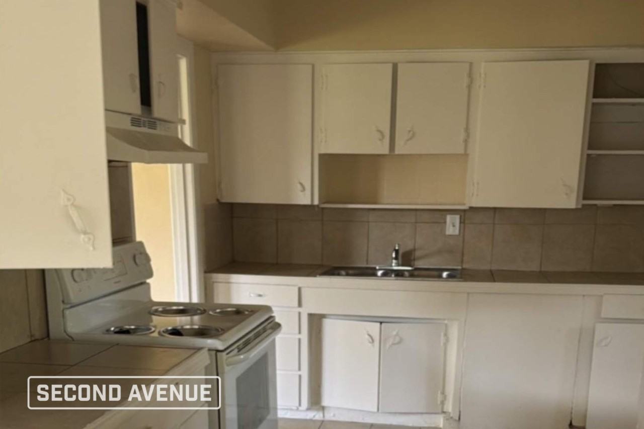 6648 Linden St - Photo 3 of 12