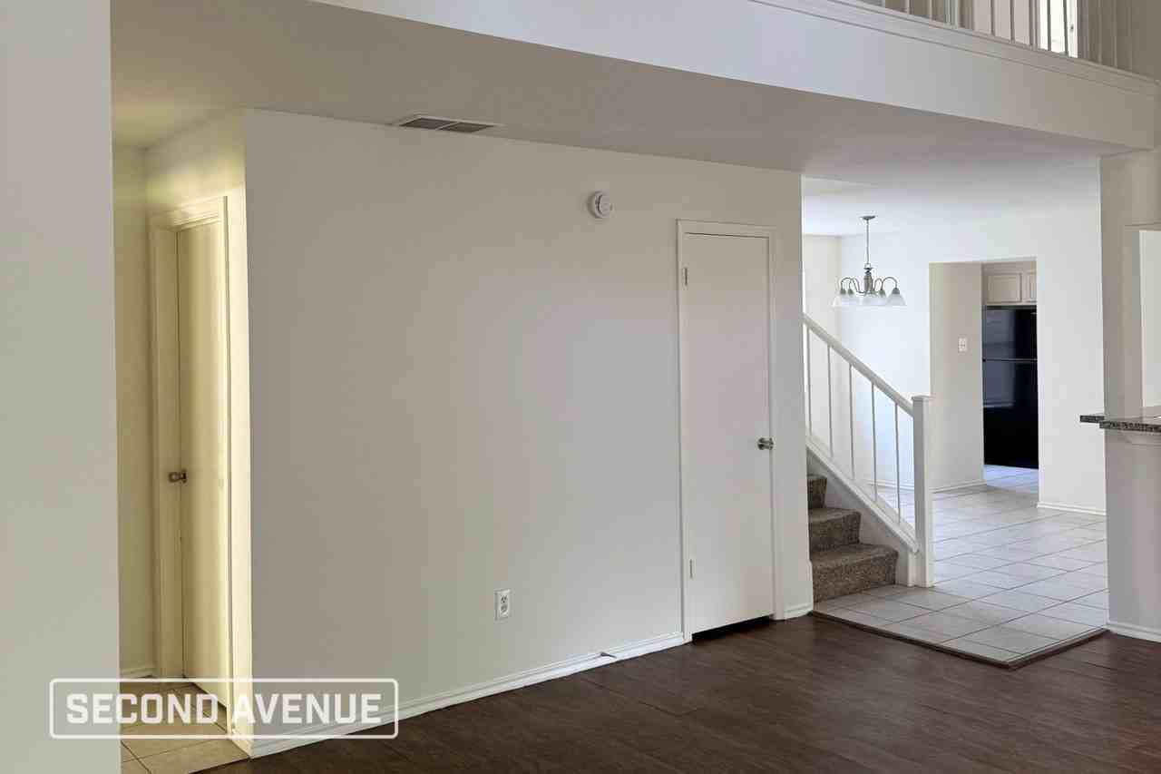 1238 Berrystone Trl - Photo 3 of 16