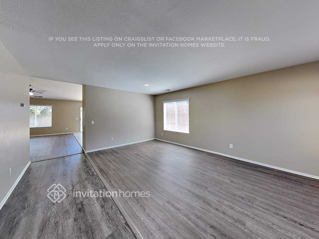 25375 Mountain Springs St - Photo 3 of 18