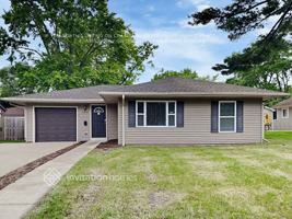 featured image of 2612 Helm Rd