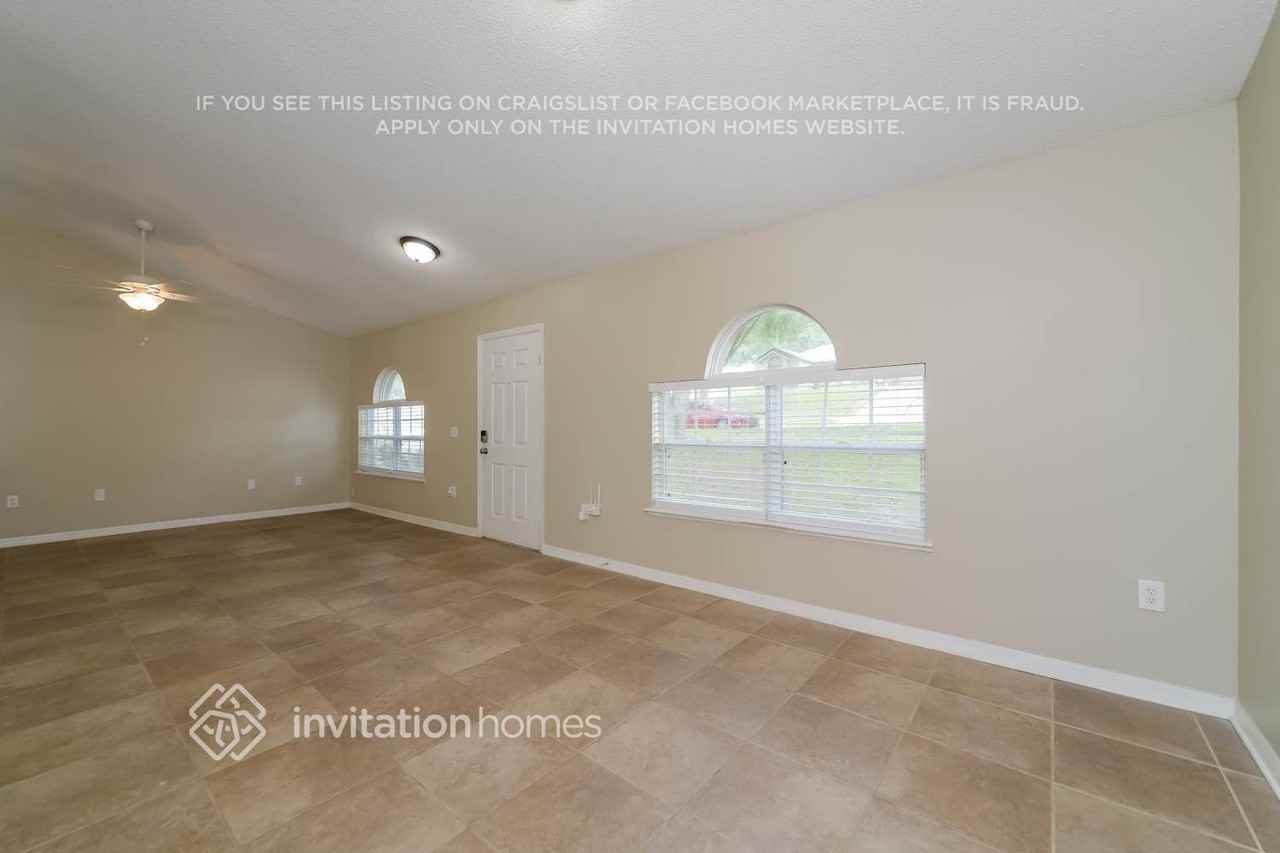 912 Jayhil Dr - Photo 3 of 17