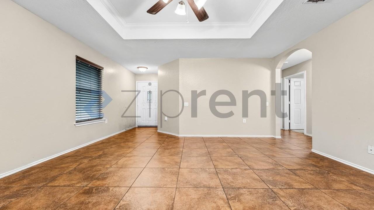 1412 Poppy Seed Ln - Photo 4 of 28