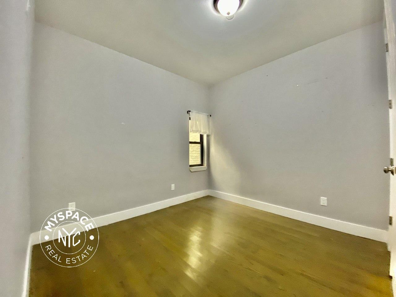 484 Harman St #2B - Photo 5 of 6