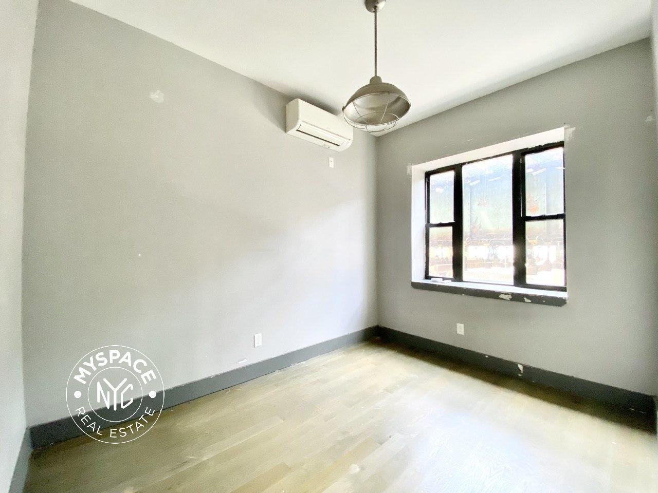 1820 Palmetto St #2 - Photo 3 of 9