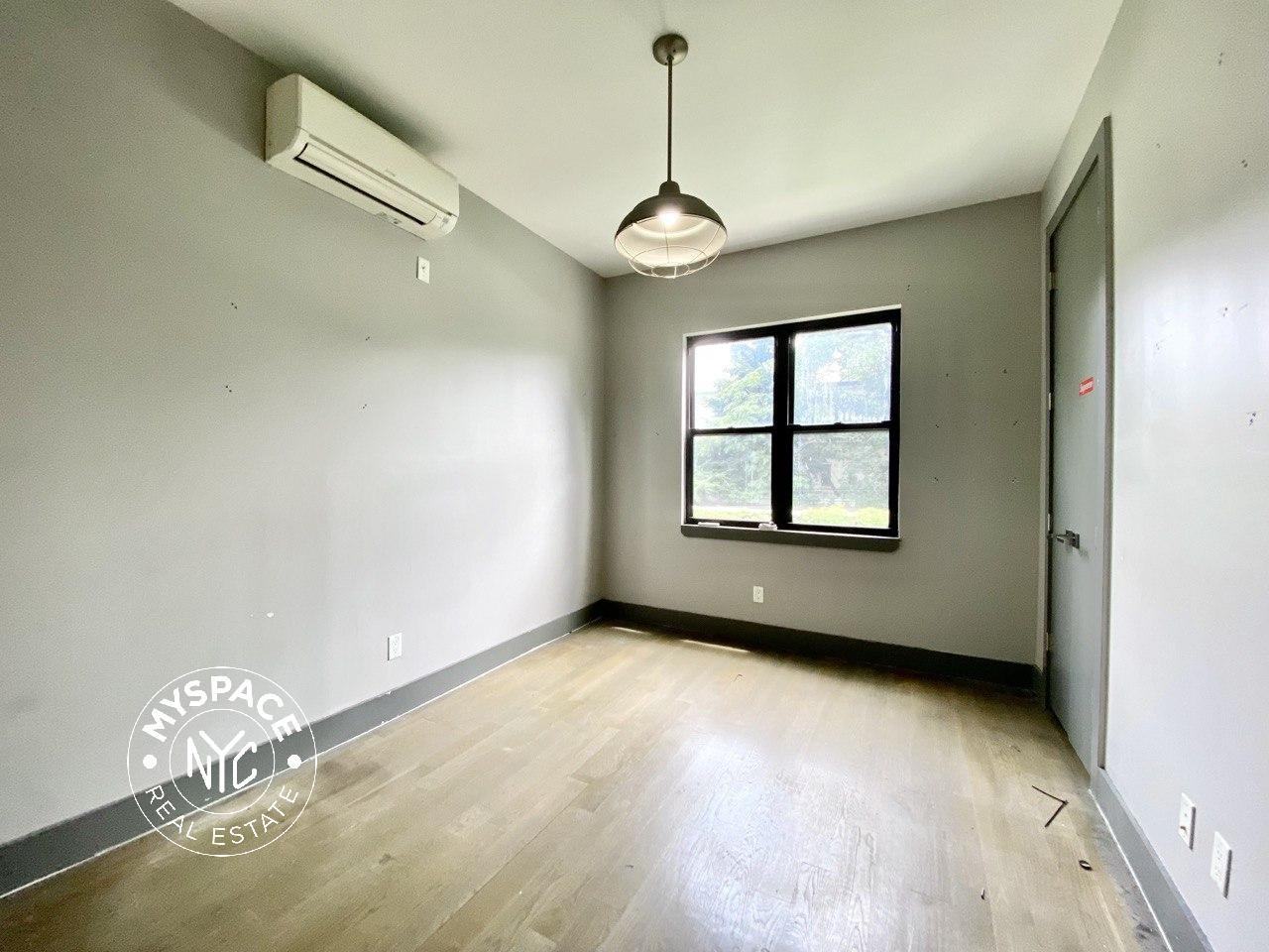 1820 Palmetto St #2 - Photo 5 of 9