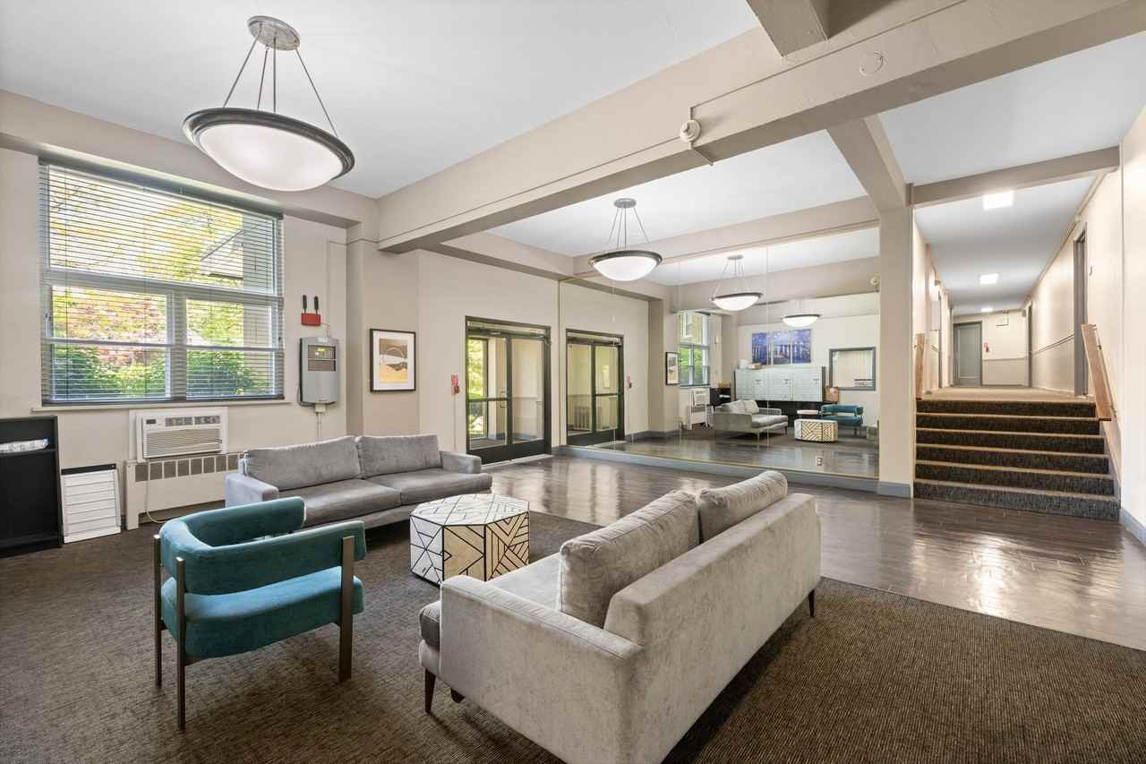 Metropolitan Wynnefield - Photo 3 of 50