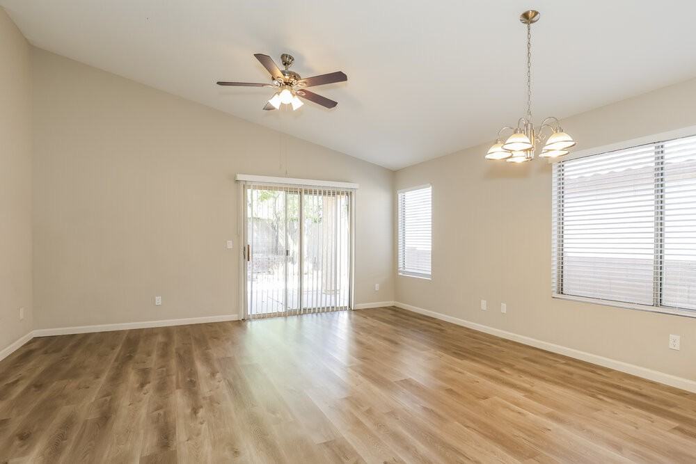 7418 W Lone Cactus Dr - Photo 5 of 16
