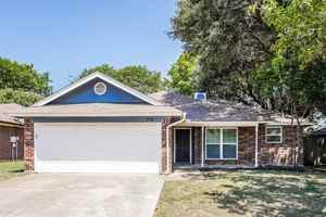 featured image of 1124 W Hills Ter