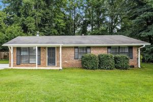 featured image of 5 Silverwood Dr