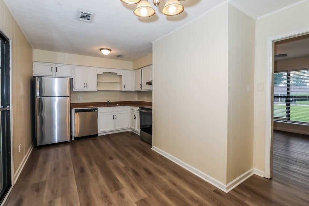 5 Silverwood Dr - Photo 5 of 16