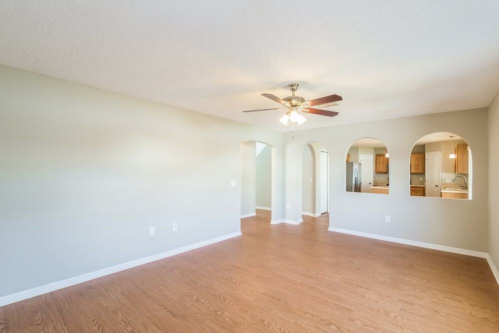 8730 Lancashire Dr - Photo 4 of 16