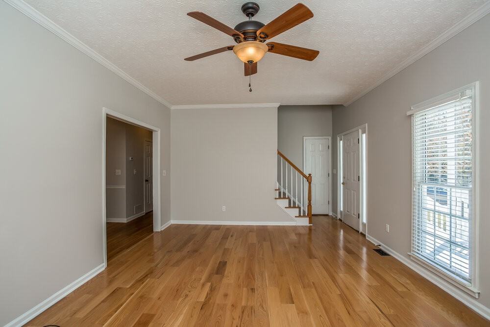374 Nantucket Way - Photo 3 of 15