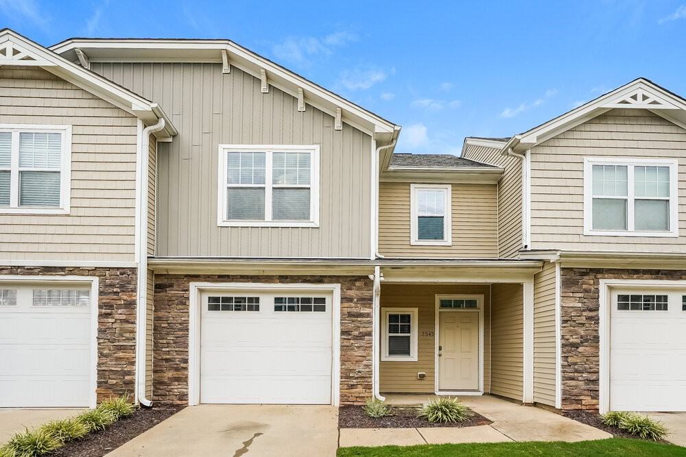 2545 Spring Oaks Way