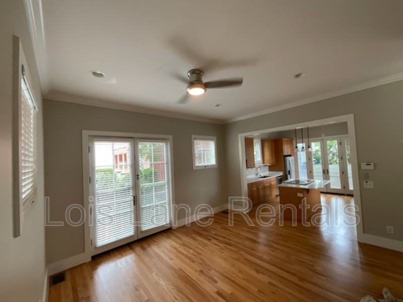 35 Hillary Ct - Photo 2 of 15