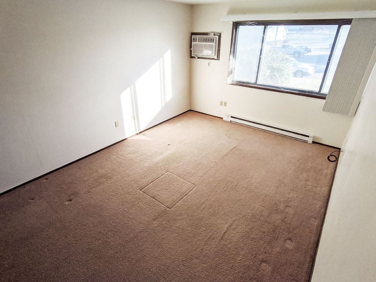 321 321 1st Ave SE - RHS LONS- #9 - Photo 3 of 5